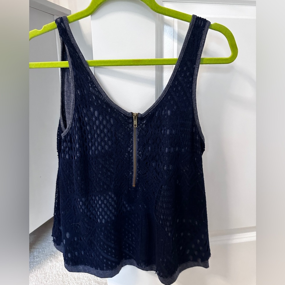 Navy crochet zipper tank - Picture 3 of 9